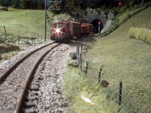 Kipp med flisvogner på vei mot Solberg