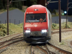 Lokfører har satt arbeidsveska si på plass